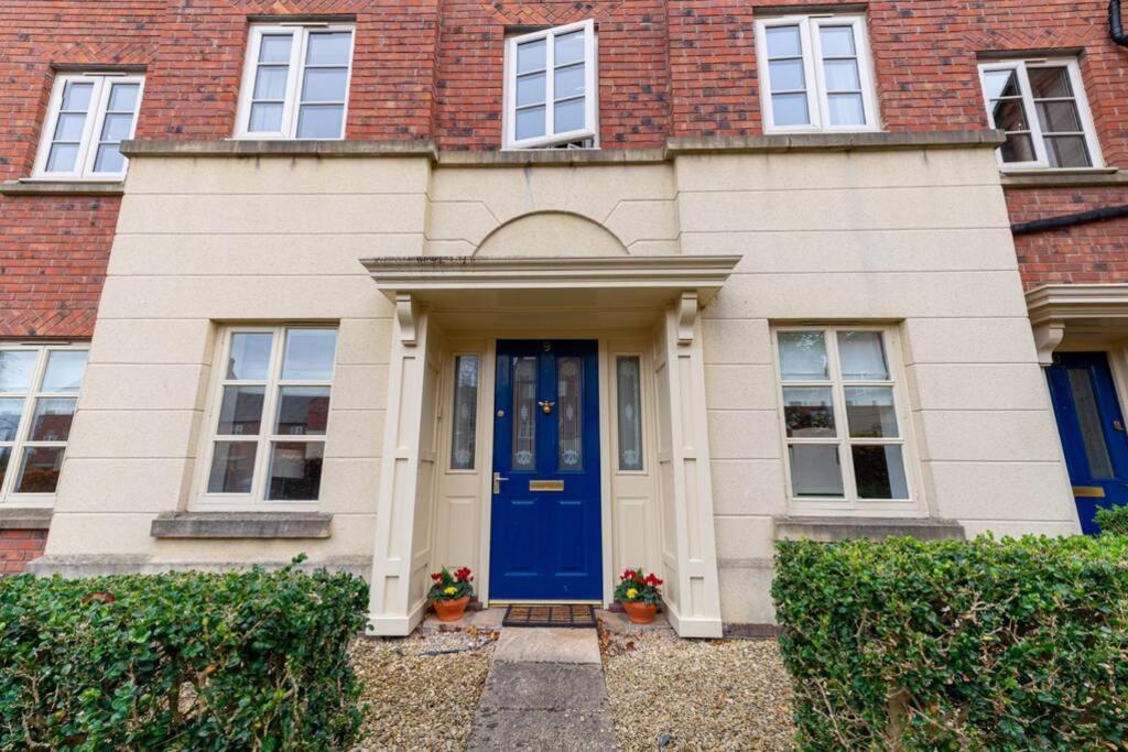 Burlington Place, Shrewsbury. 2 Bedroom, Private Parking, 5 Minutes From Town المظهر الخارجي الصورة